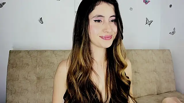 Snapshot of Nicol_Swift_ chatting on December 7, 2024, 6:10 am Nicol Swift  online show from December 7, 2024, 6:10 am