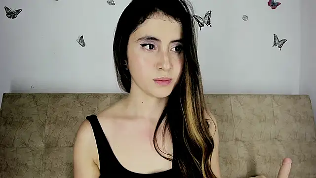 Snapshot of Nicol_Swift_ chatting on December 16, 2024, 5:49 am Nicol Swift  online show from December 16, 2024, 5:49 am
