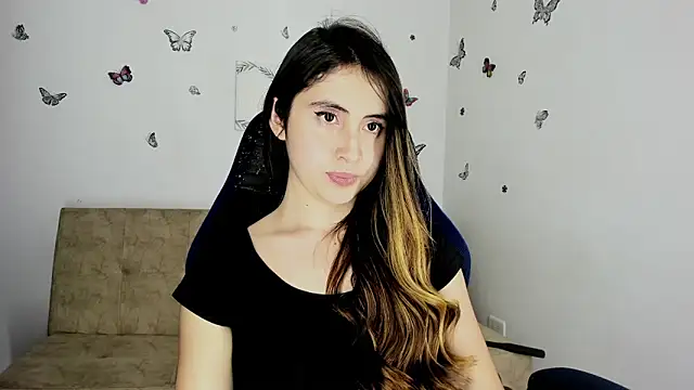 Snapshot of Nicol_Swift_ chatting on January 11, 2025, 5:41 am Nicol Swift  online show from January 11, 2025, 5:41 am