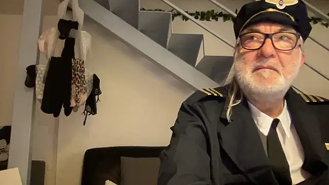 EroticVenetian online show from March 11, 2025, 6:21 am