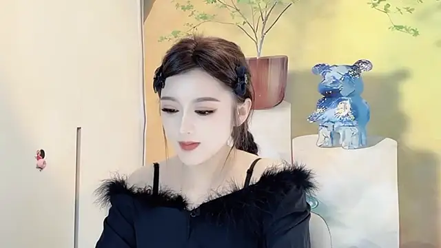 Snapshot of VIWVI chatting on March 11, 2025, 6:00 am VIWVI online show from March 11, 2025, 6:00 am