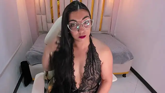 Snapshot of Karla_hernandez_ chatting on March 15, 2025, 11:29 am Karla hernandez online show from March 15, 2025, 11:29 am
