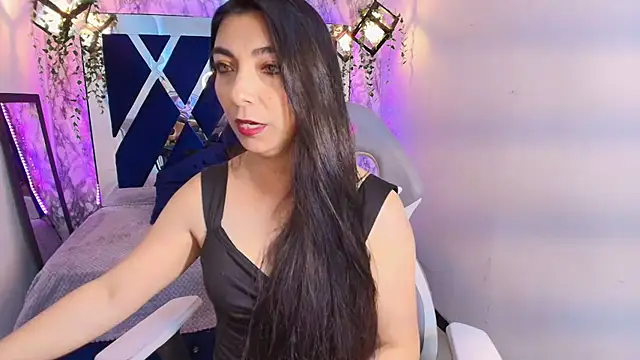 Snapshot of Karla_hernandez_ chatting on September 24, 2025, 11:57 am Karla hernandez online show from September 24, 2025, 11:57 am