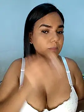 Snapshot of AntonellaShot chatting on May 10, 2026, 6:46 pm AntonellaShot online show from May 10, 2026, 6:46 pm
