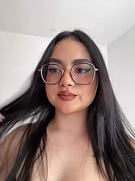 Snapshot of montmariana chatting on March 5, 2026, 2:46 pm montmariana online show from March 5, 2026, 2:46 pm