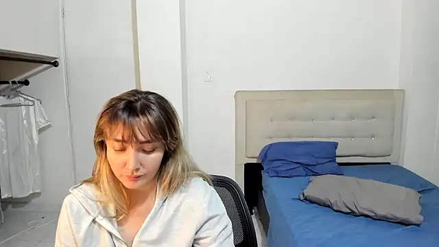 Snapshot of katy_pp chatting on November 18, 2025, 1:55 am katy pp online show from November 18, 2025, 1:55 am