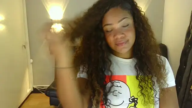 ashley Tompson1 online show from January 16, 2025, 12:20 pm