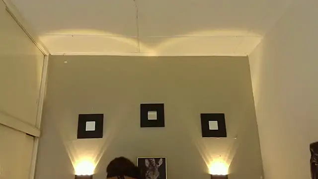 ashley Tompson1 online show from January 22, 2025, 12:06 pm