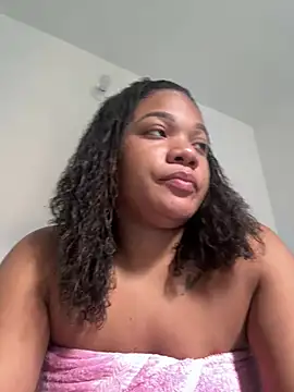 ashley Tompson1 online show from March 5, 2025, 4:57 pm