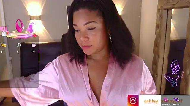 ashley Tompson1 online show from March 8, 2025, 6:37 pm