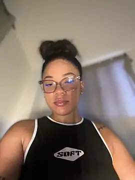 ashley Tompson1 online show from July 15, 2026, 11:48 am