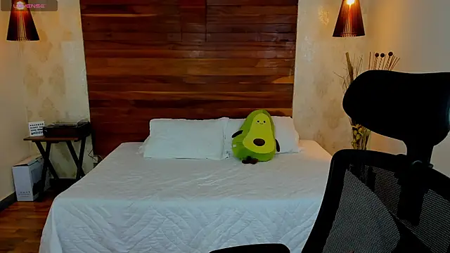 KatherineBond online show from January 28, 2025, 12:47 am