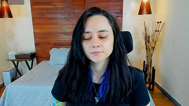 KatherineBond online show from January 30, 2025, 11:55 pm