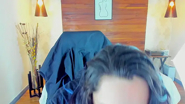 KatherineBond online show from March 7, 2025, 9:48 pm