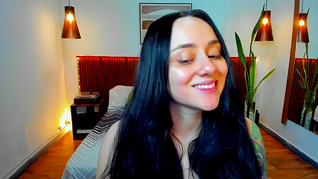 KatherineBond online show from November 20, 2025, 5:56 pm