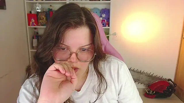 Snapshot of Gabiwaifu chatting on March 24, 2026, 1:32 am Gabiwaifu online show from March 24, 2026, 1:32 am