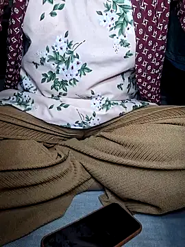 Priya Bong online show from October 18, 2025, 1:30 am