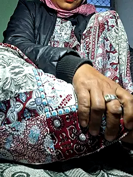 Priya Bong online show from January 10, 2026, 4:58 am