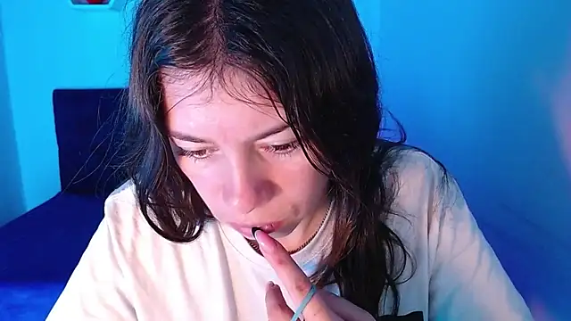 Snapshot of AnnaliOlsenX chatting on January 3, 2025, 2:08 pm AnnaliOlsenX online show from January 3, 2025, 2:08 pm