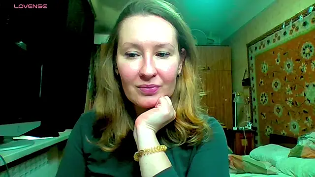 AnnaXLovers online show from March 17, 2025, 1:18 pm