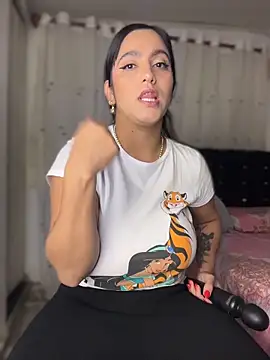 Snapshot of JazminTaylor chatting on February 5, 2026, 2:27 am JazminTaylor online show from February 5, 2026, 2:27 am