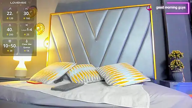 Snapshot of BrendaAdams_ chatting on February 12, 2026, 10:32 am BrendaAdams online show from February 12, 2026, 10:32 am