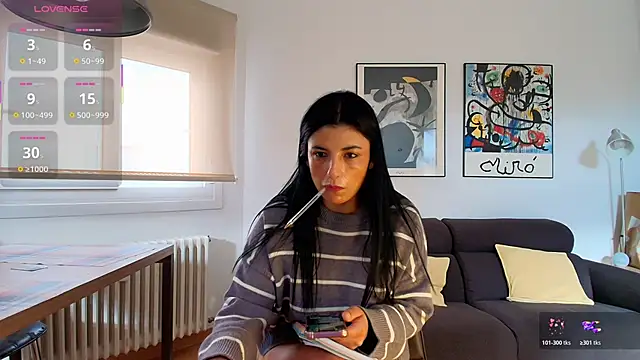 Arya 33 online show from November 11, 2025, 10:37 am