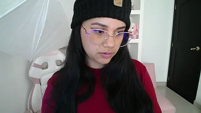  Miaaleon online show from February 25, 2025, 10:04 am