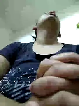  Miaaleon online show from March 15, 2025, 10:46 am