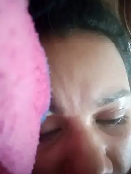 Snapshot of _Miaaleon chatting on March 21, 2026, 10:42 am Miaaleon online show from March 21, 2026, 10:42 am