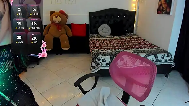 Snapshot of Melanny_lopez18 chatting on April 17, 2026, 9:45 am Melanny lopez18 online show from April 17, 2026, 9:45 am
