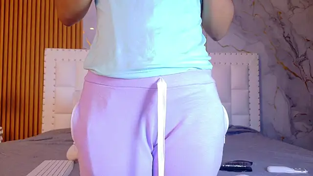 indianschoolgirl online show from February 12, 2026, 7:42 pm