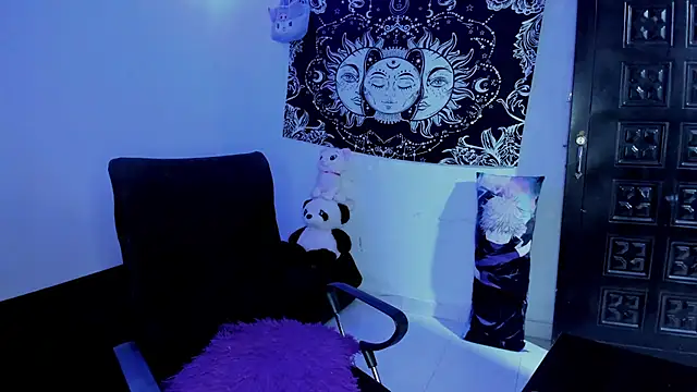 Snapshot of Venushexivu616 chatting on December 12, 2024, 8:14 am Venushexivu616 online show from December 12, 2024, 8:14 am