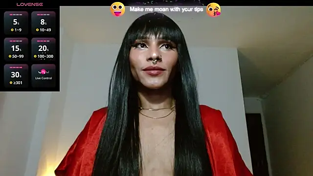 Snapshot of carolinemiller7 chatting on December 13, 2024, 7:15 am carolinemiller7 online show from December 13, 2024, 7:15 am
