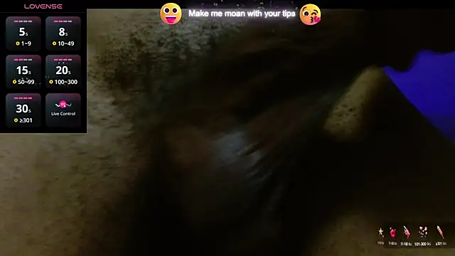 Snapshot of carolinemiller7 chatting on December 14, 2024, 10:02 am carolinemiller7 online show from December 14, 2024, 10:02 am