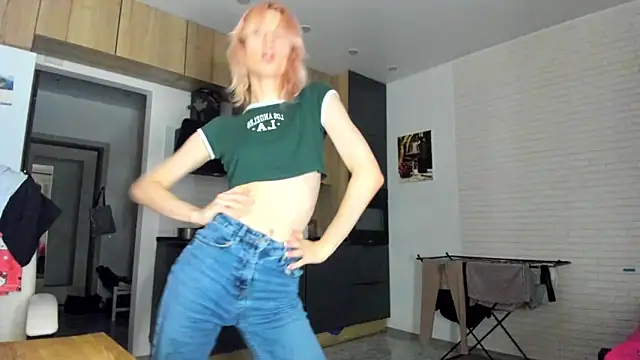 Snapshot of _Alice_Kitty chatting on February 17, 2026, 7:42 pm Alice Kitty online show from February 17, 2026, 7:42 pm