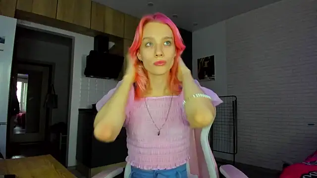 Snapshot of _Alice_Kitty chatting on April 14, 2026, 3:40 pm Alice Kitty online show from April 14, 2026, 3:40 pm