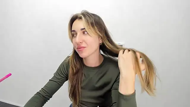 Snapshot of Summmmersky chatting on January 24, 2025, 3:13 pm Summmmersky online show from January 24, 2025, 3:13 pm