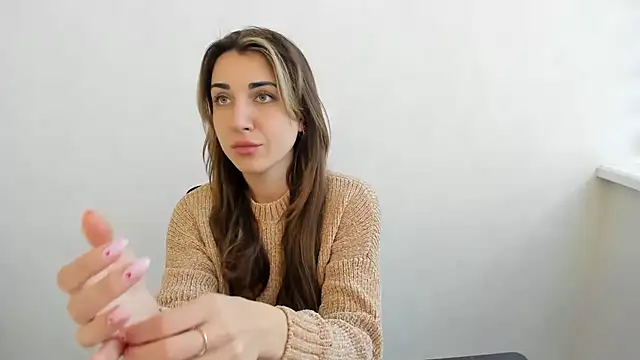 Snapshot of Summmmersky chatting on February 17, 2025, 1:21 pm Summmmersky online show from February 17, 2025, 1:21 pm