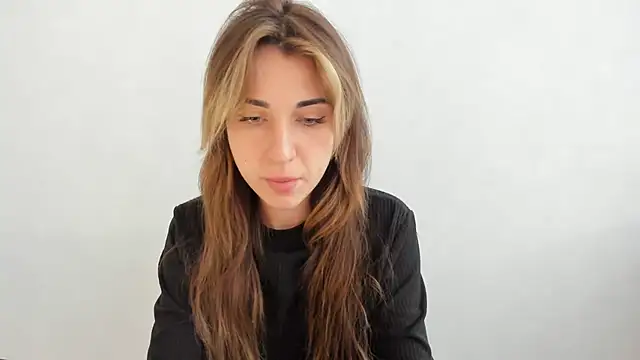 Snapshot of Summmmersky chatting on February 24, 2025, 2:58 pm Summmmersky online show from February 24, 2025, 2:58 pm