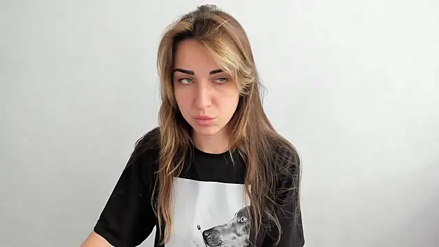 Snapshot of Summmmersky chatting on March 16, 2025, 10:22 am Summmmersky online show from March 16, 2025, 10:22 am