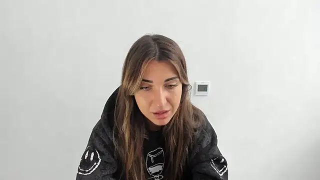 Snapshot of Summmmersky chatting on October 2, 2025, 8:43 am Summmmersky online show from October 2, 2025, 8:43 am