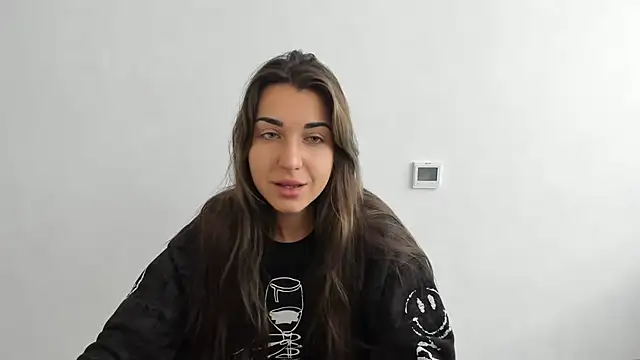 Snapshot of Summmmersky chatting on November 14, 2025, 7:40 am Summmmersky online show from November 14, 2025, 7:40 am