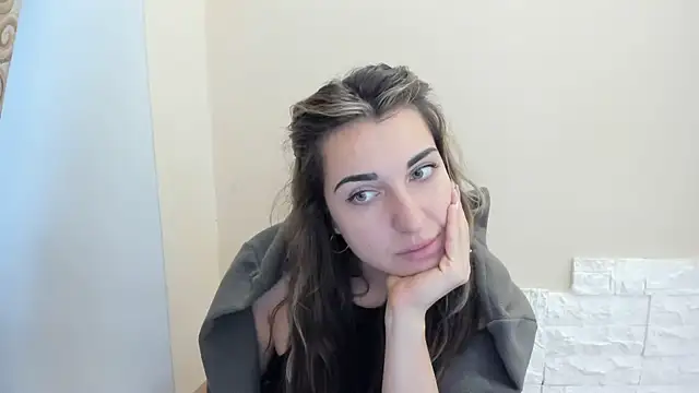 Snapshot of Summmmersky chatting on November 30, 2025, 8:18 am Summmmersky online show from November 30, 2025, 8:18 am