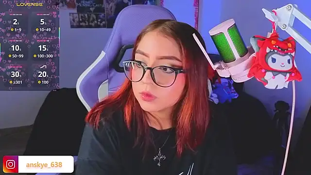 Snapshot of AnngelaSkye chatting on February 26, 2026, 6:34 am AnngelaSkye online show from February 26, 2026, 6:34 am