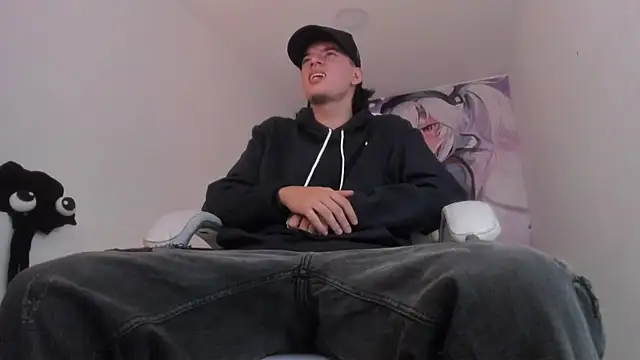 Snapshot of FrannBoy chatting on February 7, 2026, 3:10 am FrannBoy online show from February 7, 2026, 3:10 am