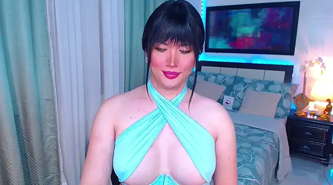 Snapshot of Heavenly_Treats chatting on March 18, 2025, 10:03 am Heavenly Treats online show from March 18, 2025, 10:03 am