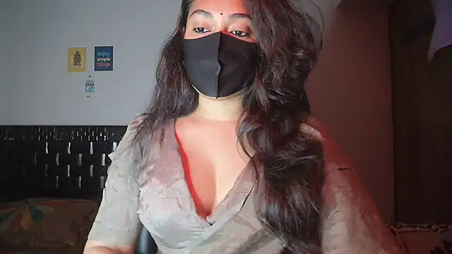 Most-Beautiful-Queen online show from November 2, 2025, 7:05 pm