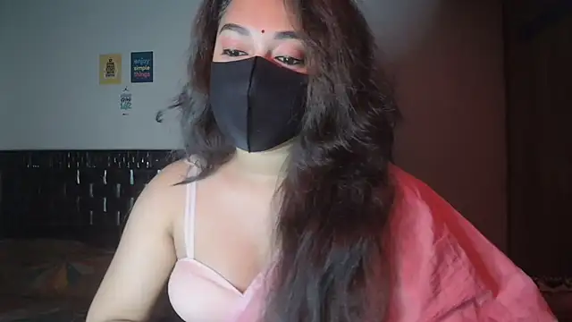 Most-Beautiful-Queen online show from December 3, 2025, 7:34 pm