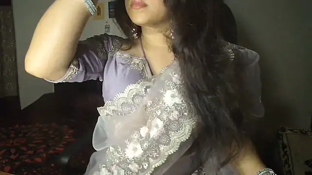 Snapshot of Most-Beautiful-Queen chatting on July 18, 2026, 5:06 pm Most-Beautiful-Queen online show from July 18, 2026, 5:06 pm